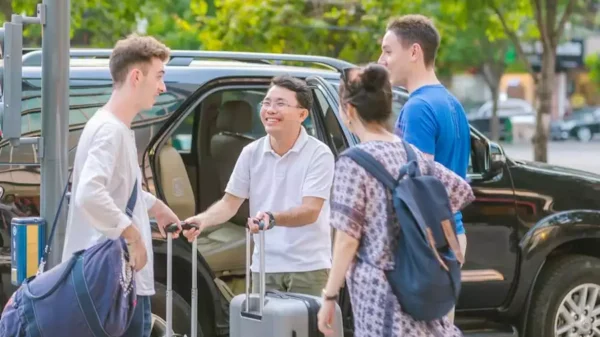 Hanoi Airport Transfer Hue Airport Transfer,Ho Chi Minh Airport