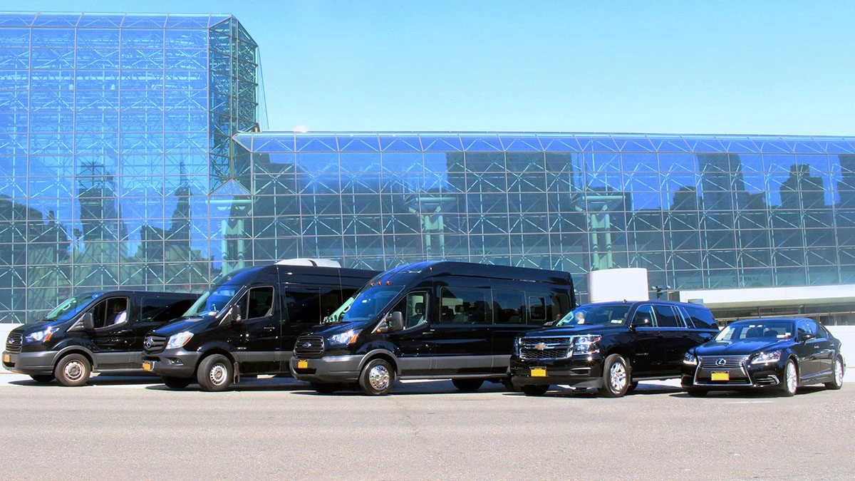 Vietnam car rental service