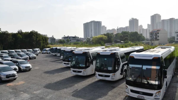 Vietnam car rental service