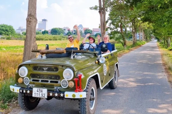 hanoi jeep tour to Co Loa village